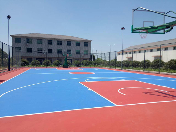 学校运动场案例