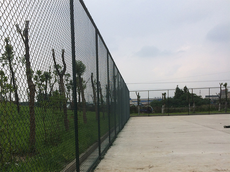 球场围网灯光